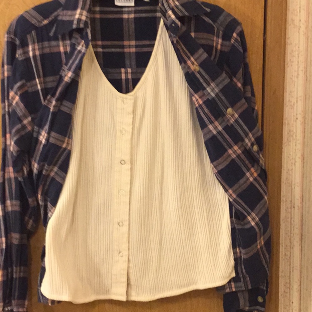 Plaid top - Picture 2 of 5